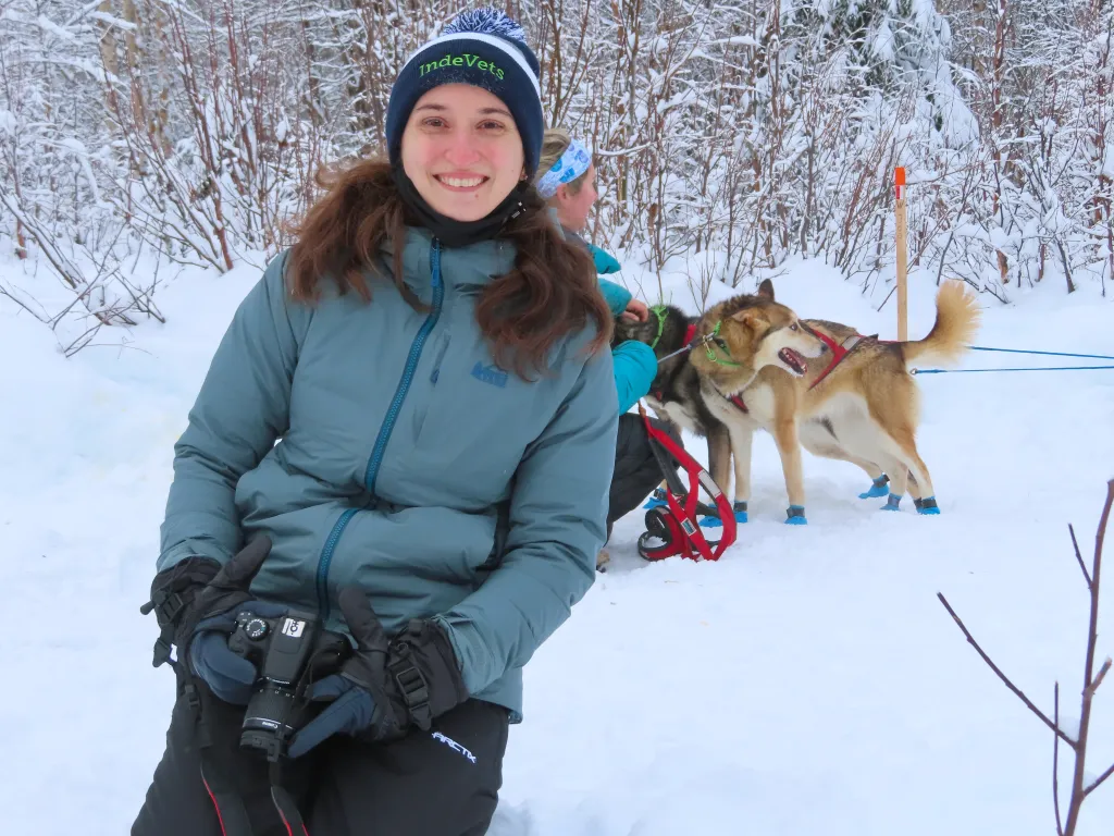 Vet and sled dog at Willow 300 race in Alaska
