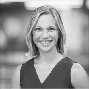 Headshot of Michelle Trewartha, DVM