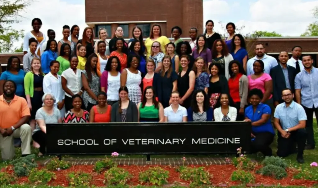 Tuskegee College of Vet Med Class